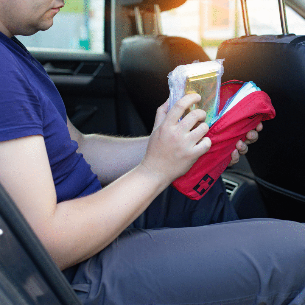 Benefits-of-carrying-first-aid-kit4